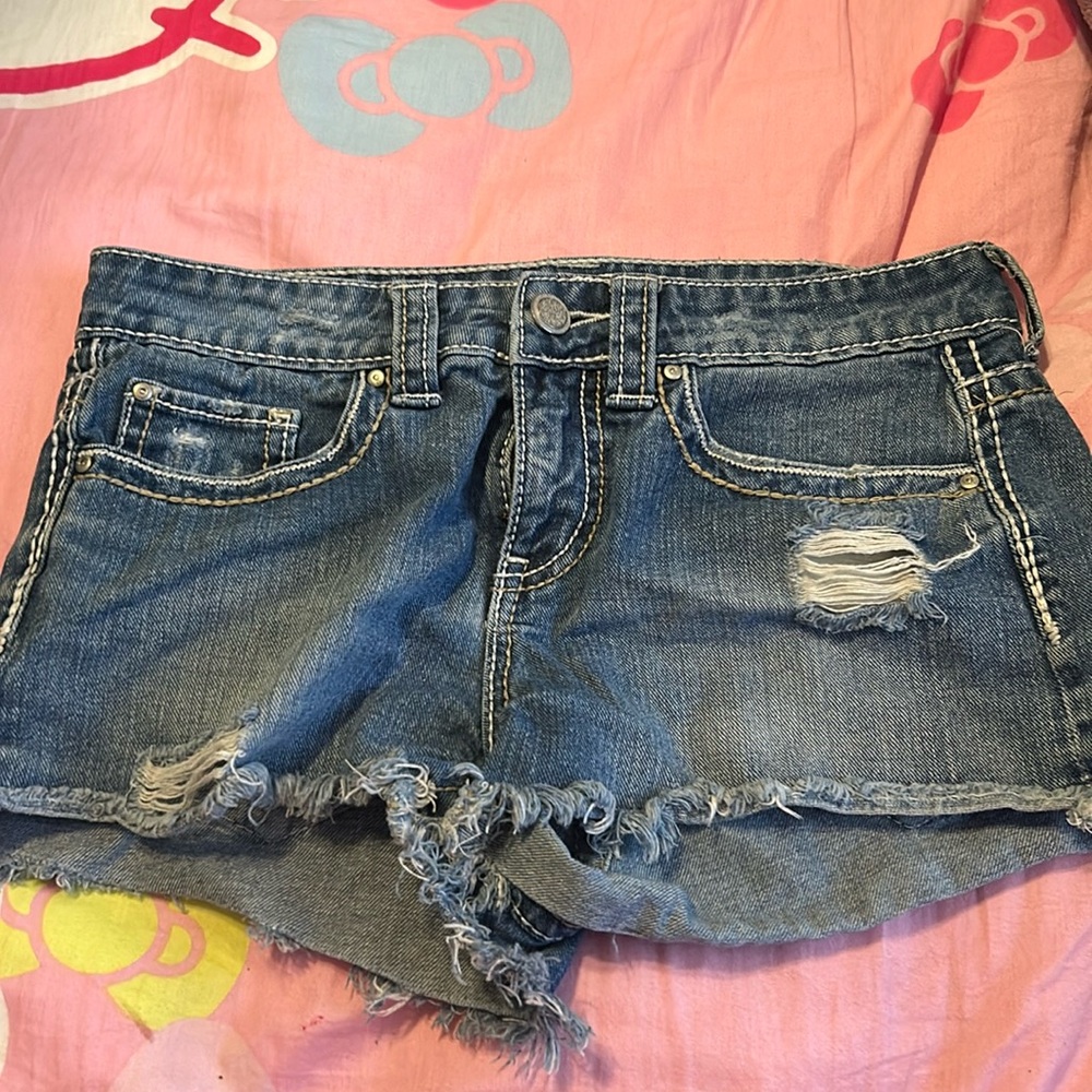 2000s style Jean shorts size 27